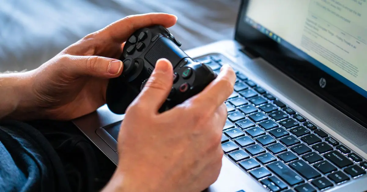 5 Essential Gaming Gadgets You Shouldnโt Miss